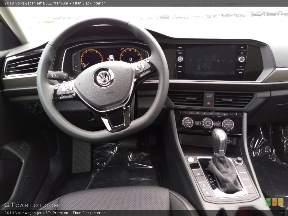 Titan Black Interior Dashboard for the 2019 Volkswagen Jetta SEL Premium #127317824