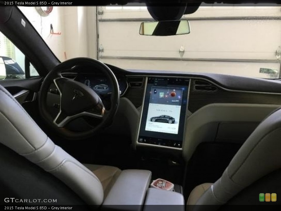 Grey Interior Dashboard for the 2015 Tesla Model S 85D #127362768