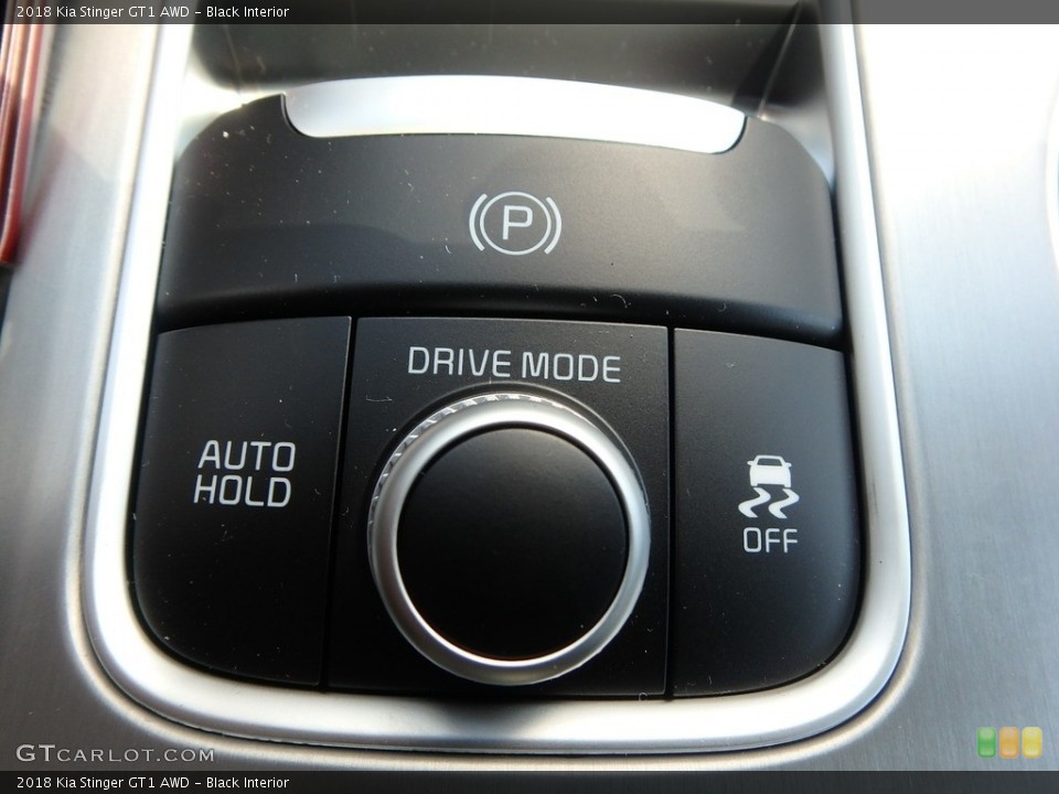 Black Interior Controls for the 2018 Kia Stinger GT1 AWD #127383428