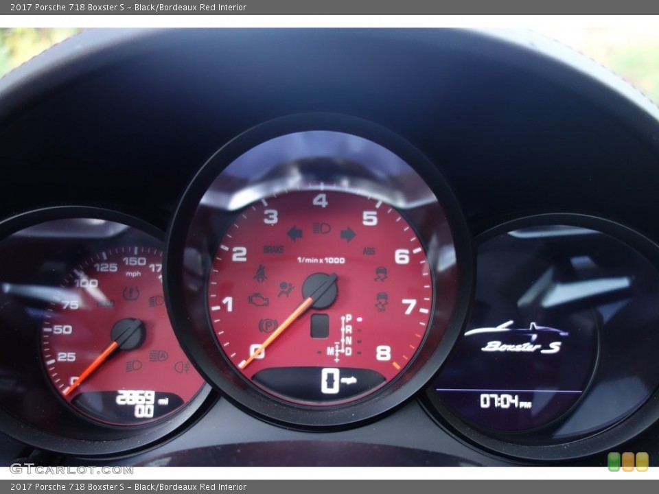 Black/Bordeaux Red Interior Gauges for the 2017 Porsche 718 Boxster S #127411782