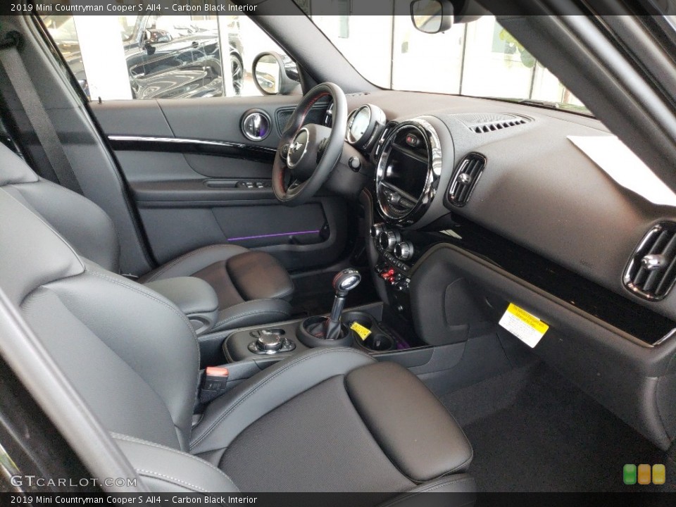 Carbon Black Interior Photo for the 2019 Mini Countryman Cooper S All4 #127422309