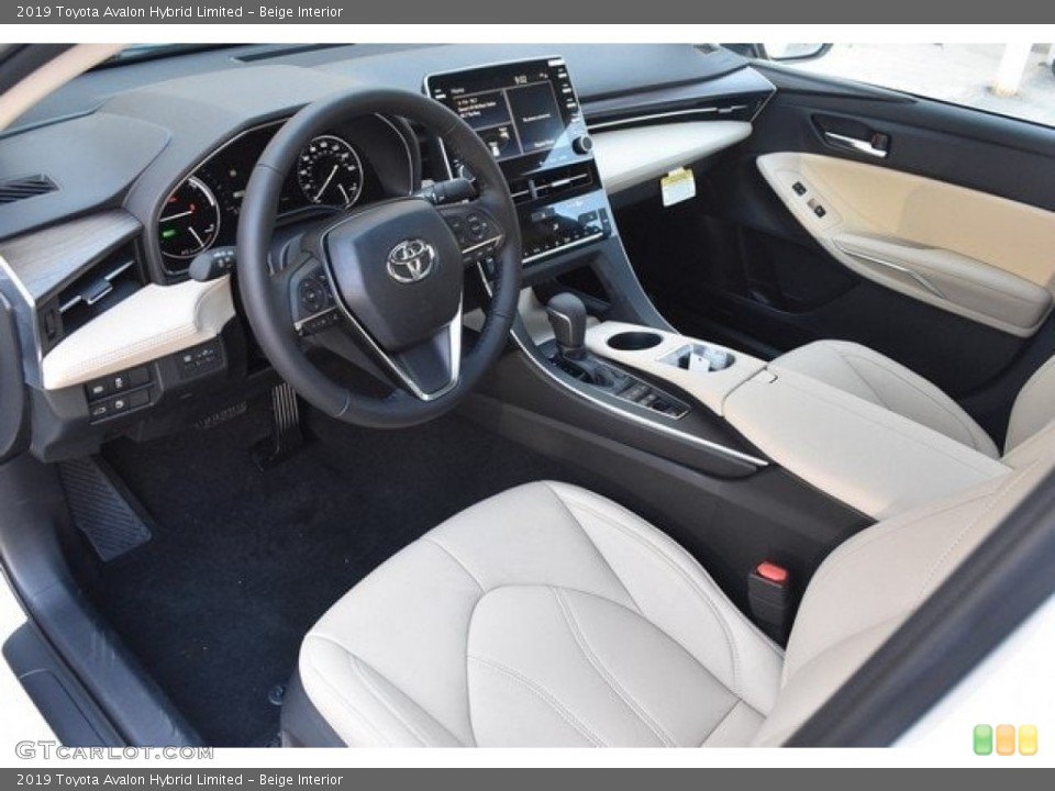 Beige Interior Photo for the 2019 Toyota Avalon Hybrid Limited #127449341