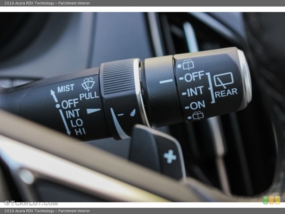 Parchment Interior Controls for the 2019 Acura RDX Technology #127493597