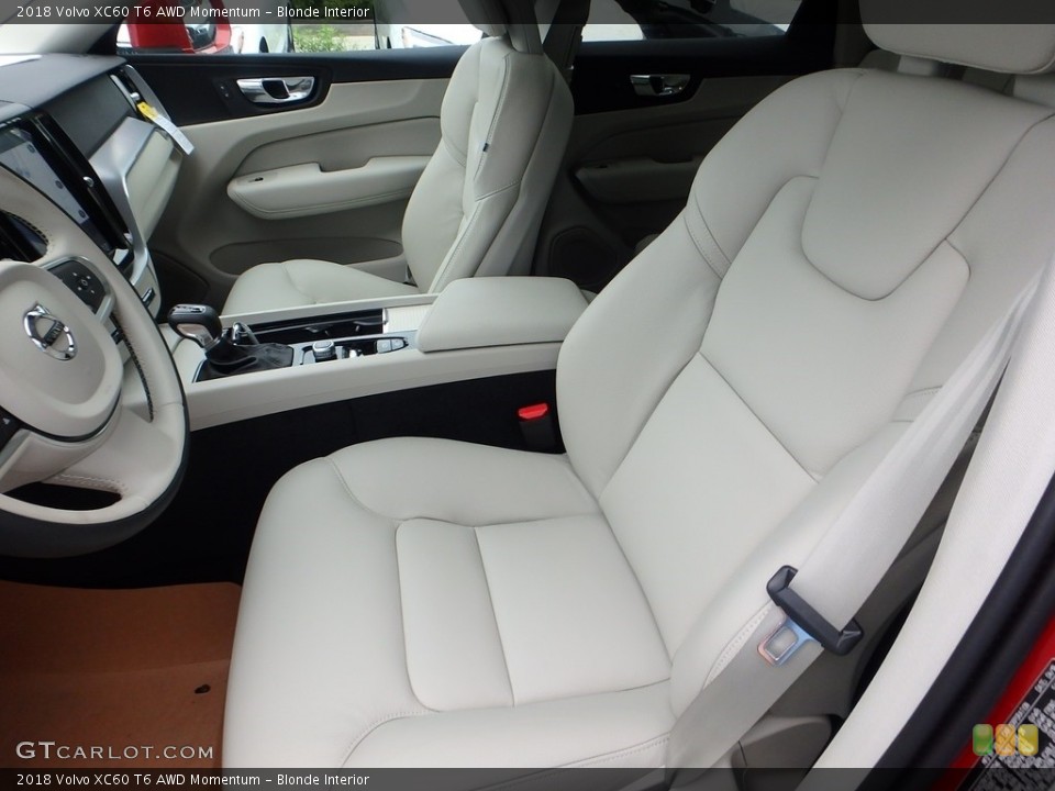 Blonde Interior Front Seat for the 2018 Volvo XC60 T6 AWD Momentum #127505063