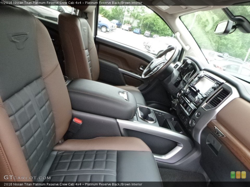 Platinum Reserve Black/Brown 2018 Nissan Titan Interiors