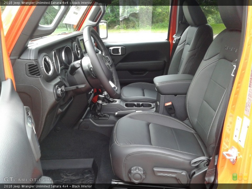 Black Interior Photo for the 2018 Jeep Wrangler Unlimited Sahara 4x4 #127514486