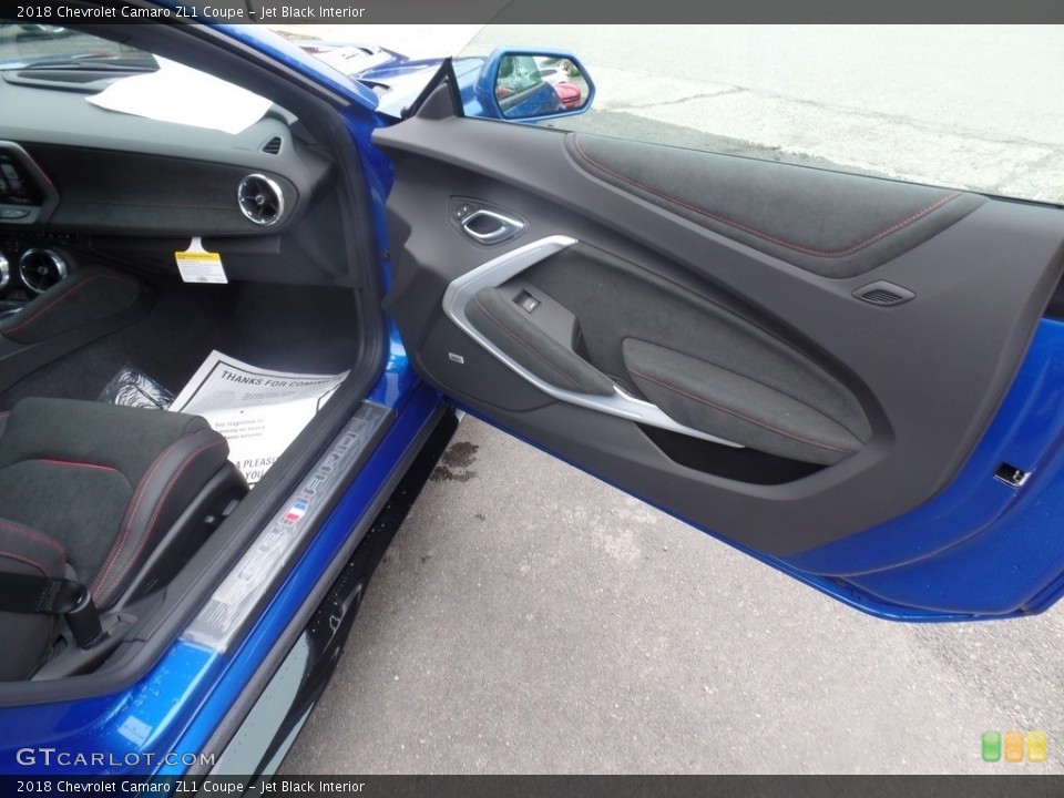 Jet Black Interior Door Panel for the 2018 Chevrolet Camaro ZL1 Coupe #127518191