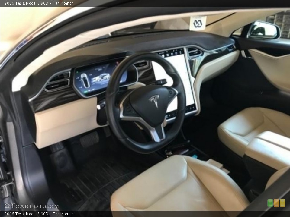 Tan Interior Photo for the 2016 Tesla Model S 90D #127603995