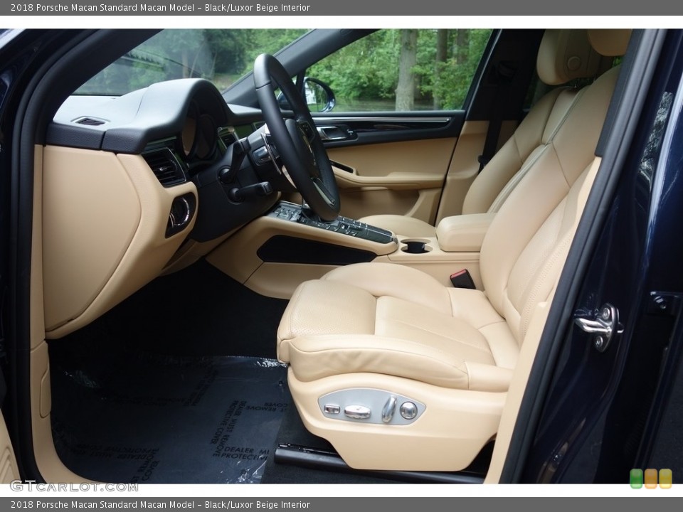 Black/Luxor Beige Interior Front Seat for the 2018 Porsche Macan  #127607892