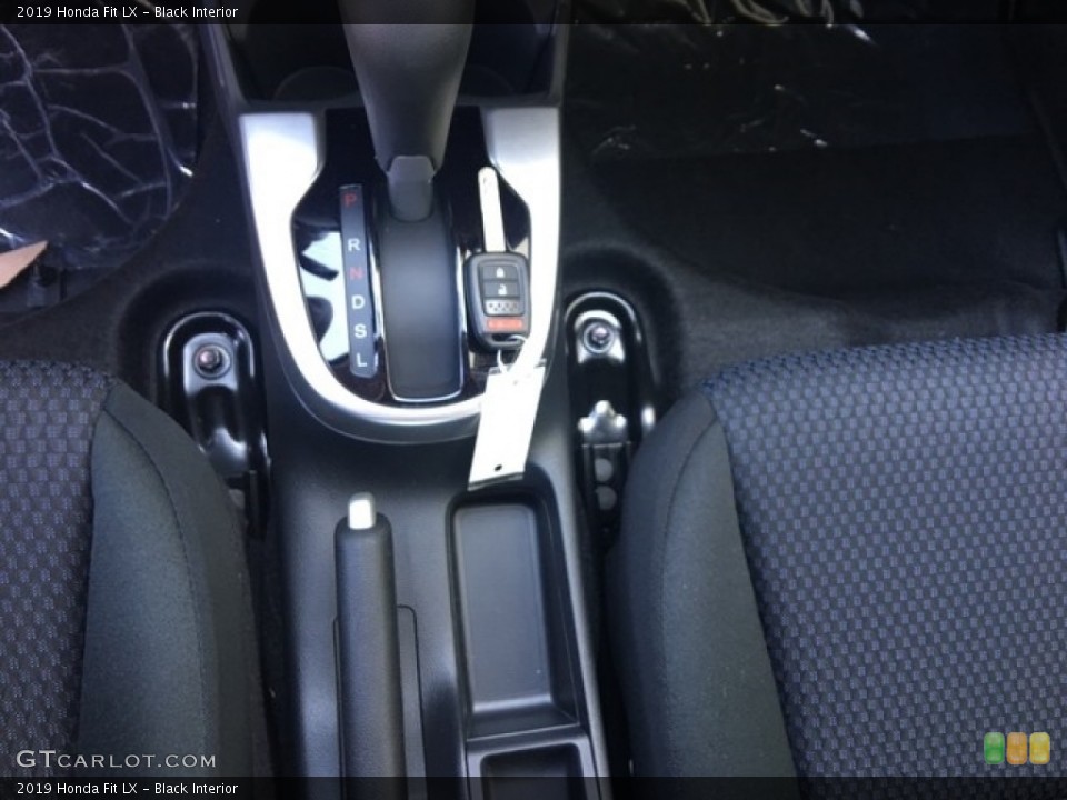 Black Interior Controls for the 2019 Honda Fit LX #127676136
