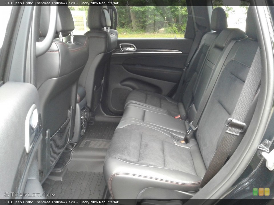 Black/Ruby Red Interior Rear Seat for the 2018 Jeep Grand Cherokee Trailhawk 4x4 #127709211