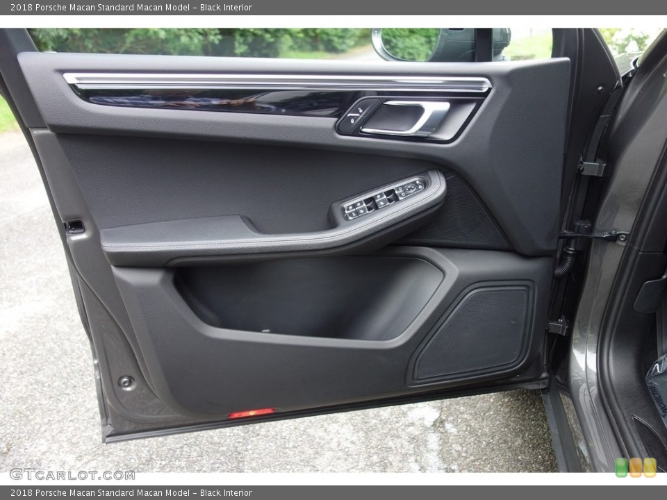 Black Interior Door Panel for the 2018 Porsche Macan  #127723295