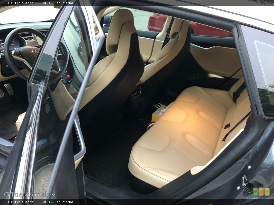 Tan Interior Rear Seat for the 2016 Tesla Model S P100D #127726570