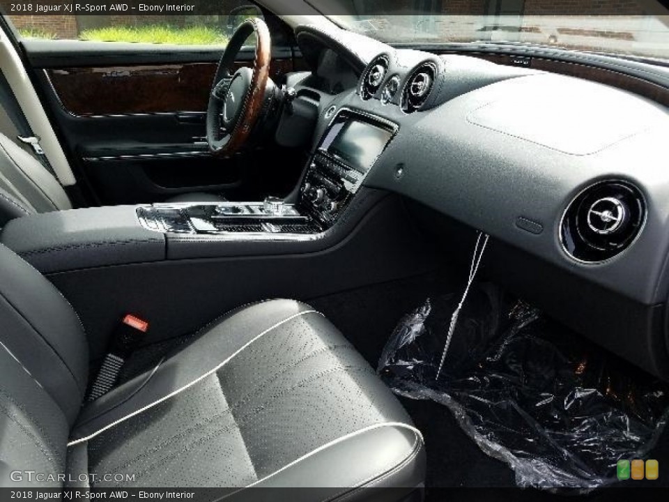 Ebony Interior Dashboard for the 2018 Jaguar XJ R-Sport AWD #127741763