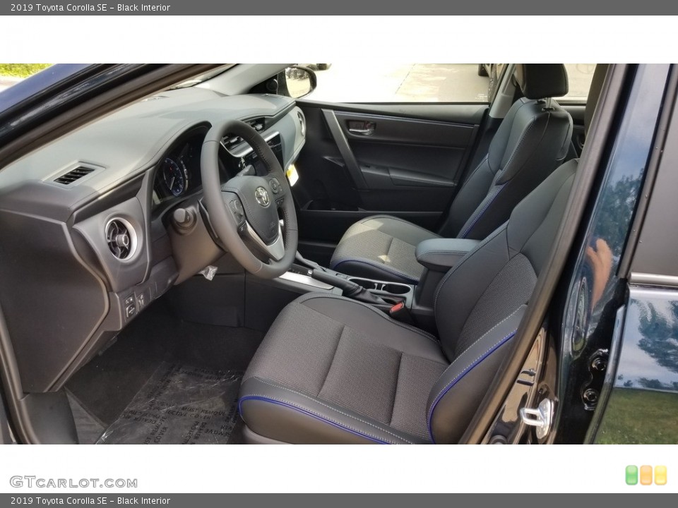 Black Interior Photo for the 2019 Toyota Corolla SE #127778784
