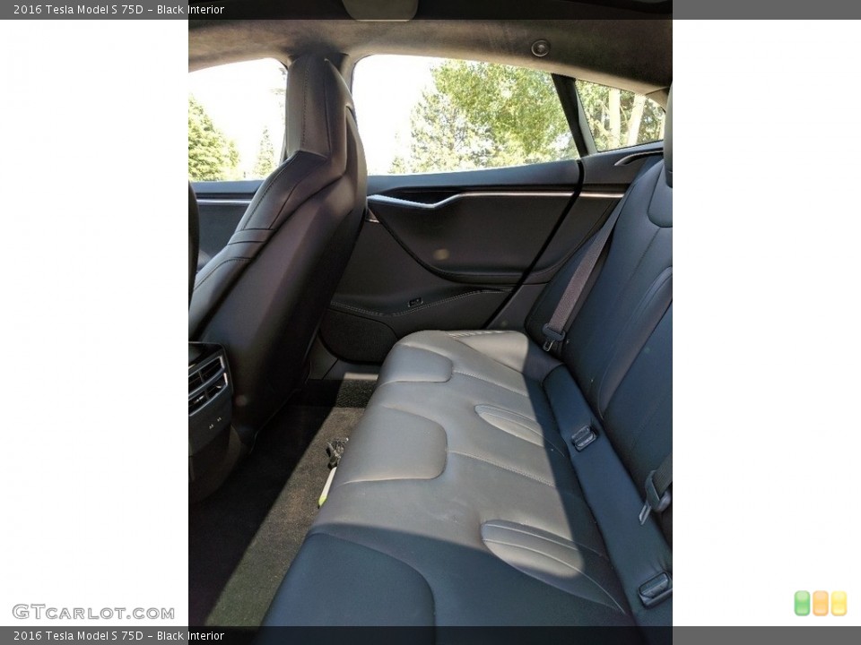 Black Interior Rear Seat for the 2016 Tesla Model S 75D #127812104