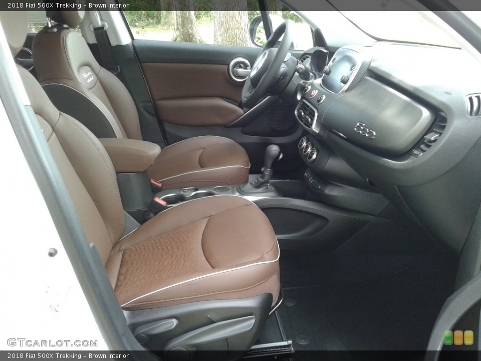 Brown 2018 Fiat 500X Interiors