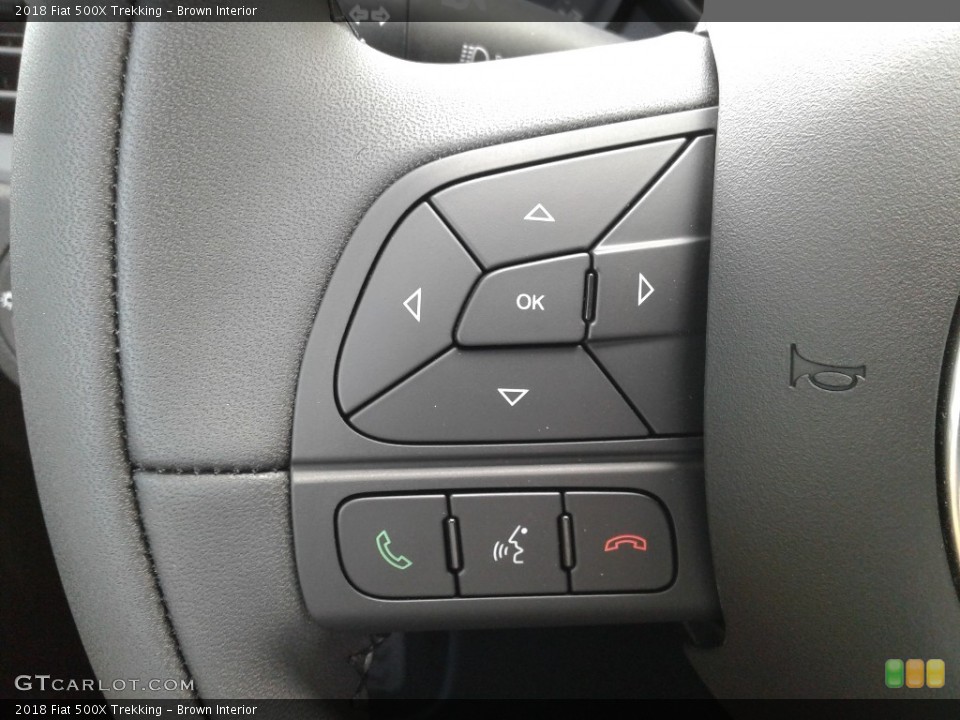 Brown Interior Controls for the 2018 Fiat 500X Trekking #127818562