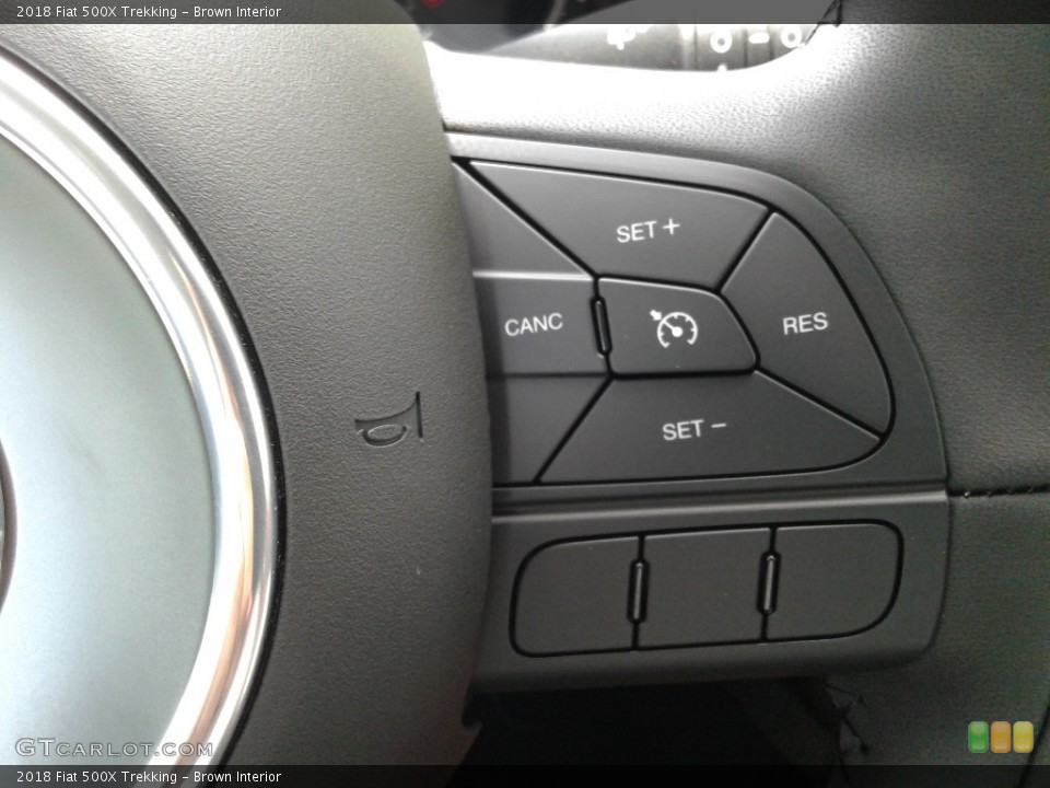 Brown Interior Controls for the 2018 Fiat 500X Trekking #127818586