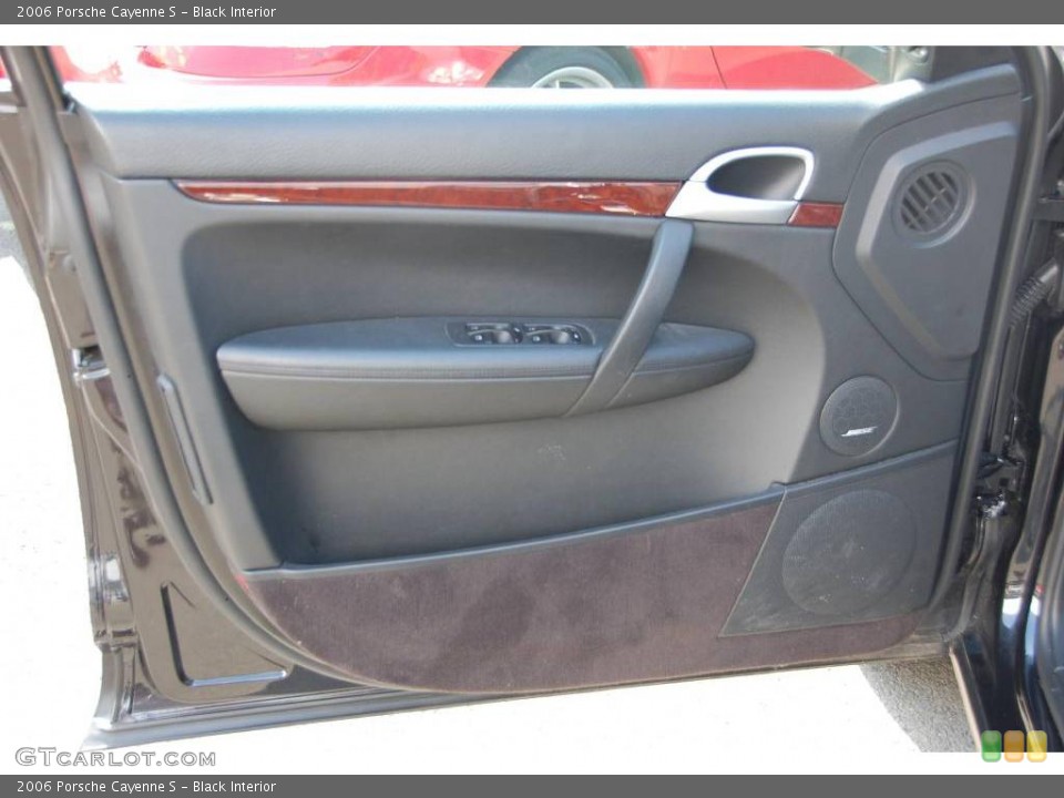 Black Interior Door Panel for the 2006 Porsche Cayenne S #12781950