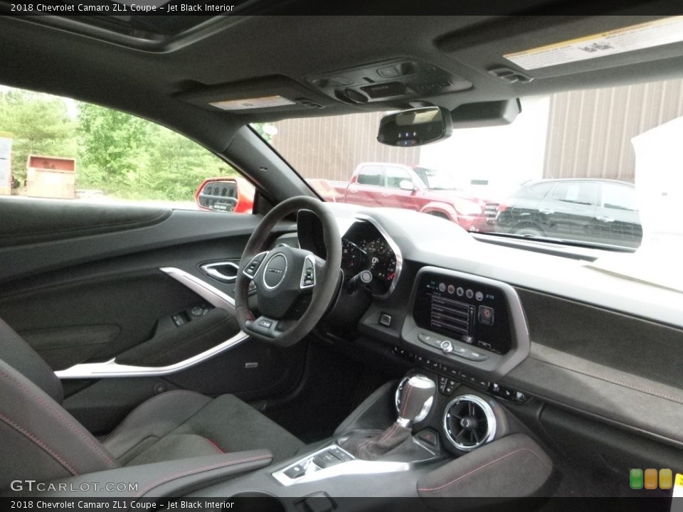 Jet Black Interior Dashboard for the 2018 Chevrolet Camaro ZL1 Coupe #127929322