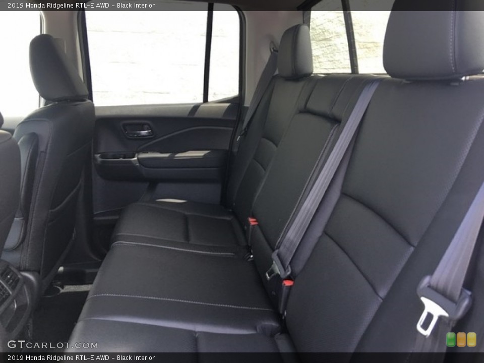 Black Interior Rear Seat for the 2019 Honda Ridgeline RTL-E AWD #128016517