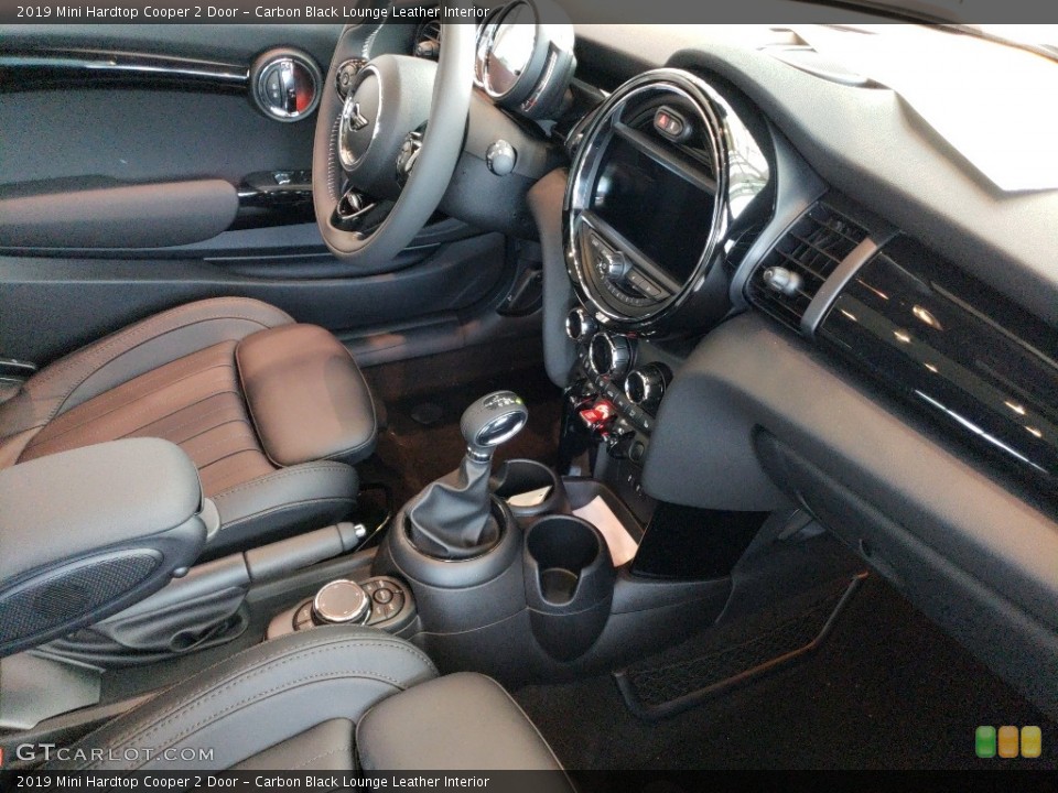 Carbon Black Lounge Leather Interior Photo for the 2019 Mini Hardtop Cooper 2 Door #128038213