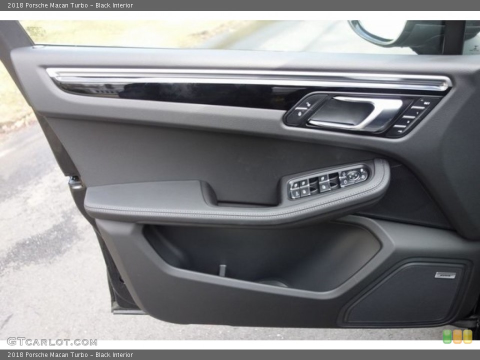 Black Interior Door Panel for the 2018 Porsche Macan Turbo #128053964