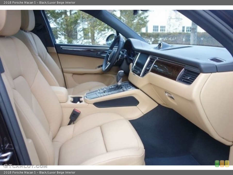 Black/Luxor Beige Interior Front Seat for the 2018 Porsche Macan S #128054582