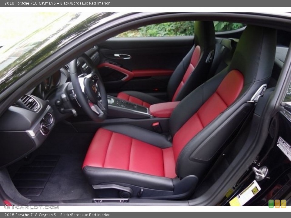 Black/Bordeaux Red Interior Photo for the 2018 Porsche 718 Cayman S #128056574