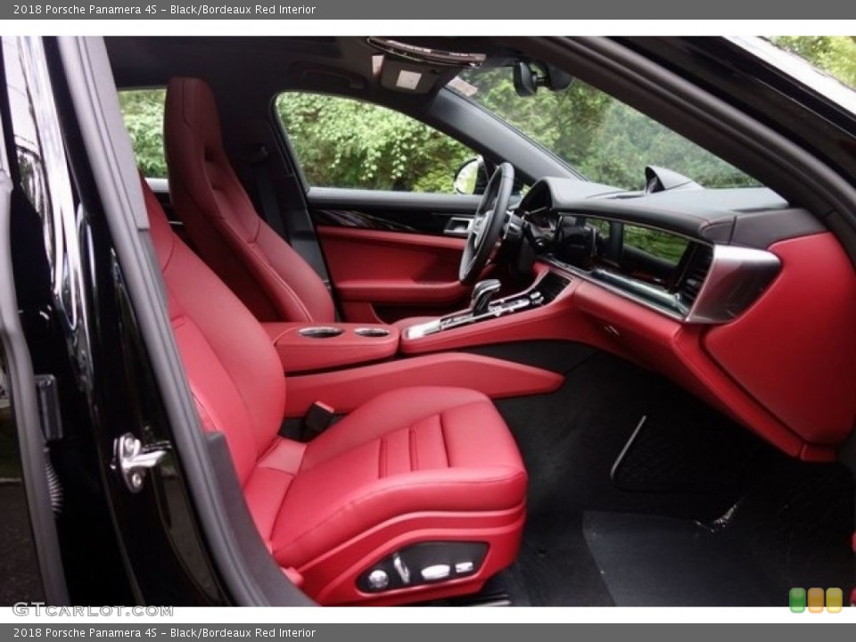 Black/Bordeaux Red 2018 Porsche Panamera Interiors