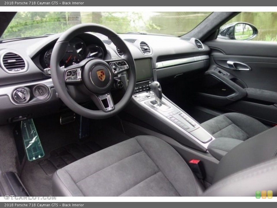 Black Interior Photo for the 2018 Porsche 718 Cayman GTS #128068469