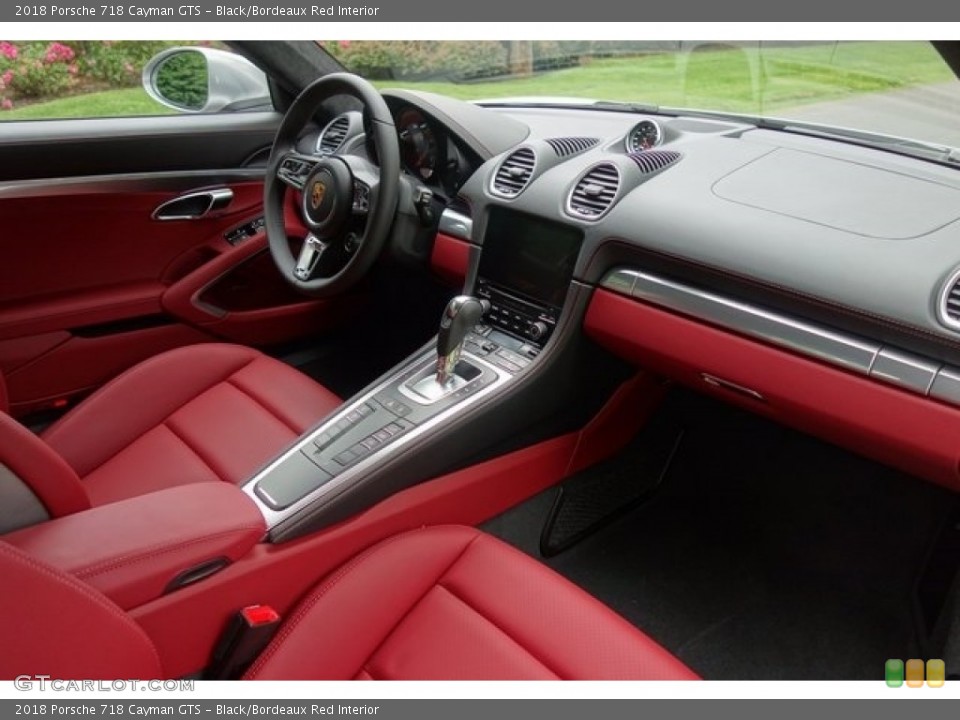 Black/Bordeaux Red Interior Dashboard for the 2018 Porsche 718 Cayman GTS #128076727