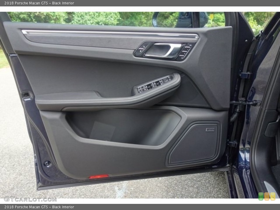 Black Interior Door Panel for the 2018 Porsche Macan GTS #128077040