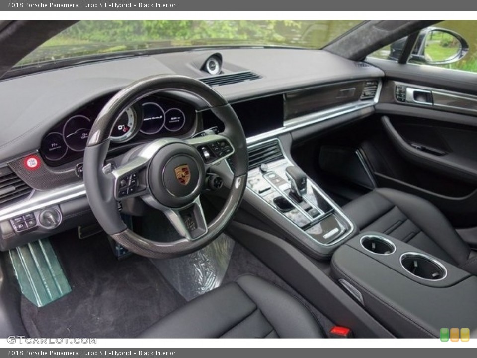 Black Interior Dashboard for the 2018 Porsche Panamera Turbo S E-Hybrid #128081722