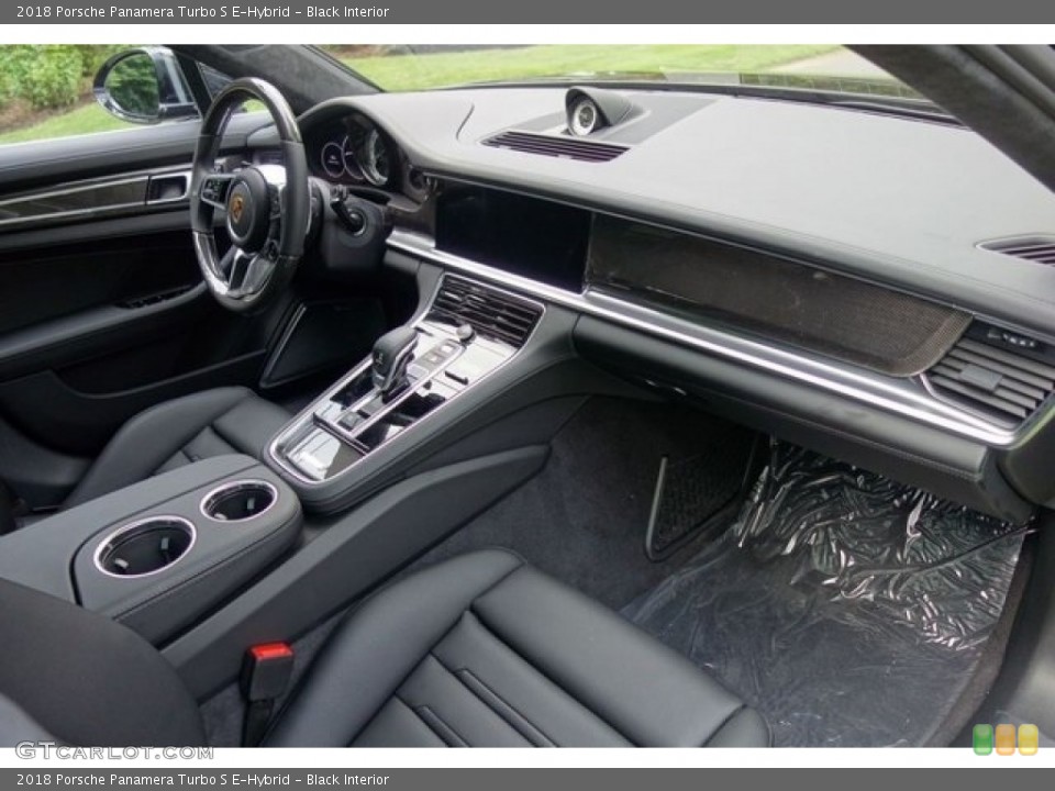 Black Interior Dashboard for the 2018 Porsche Panamera Turbo S E-Hybrid #128081830