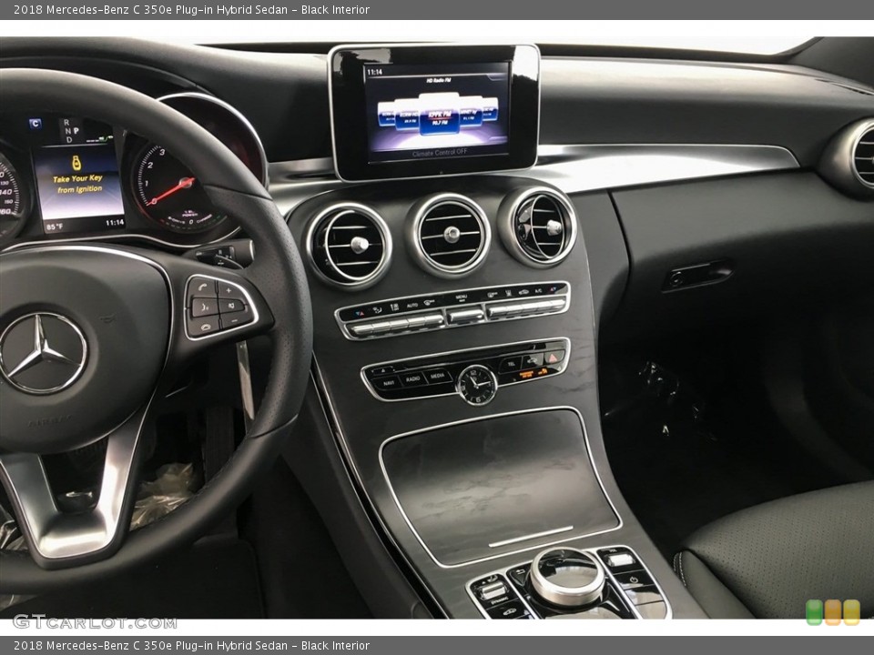 Black Interior Dashboard for the 2018 Mercedes-Benz C 350e Plug-in Hybrid Sedan #128120304