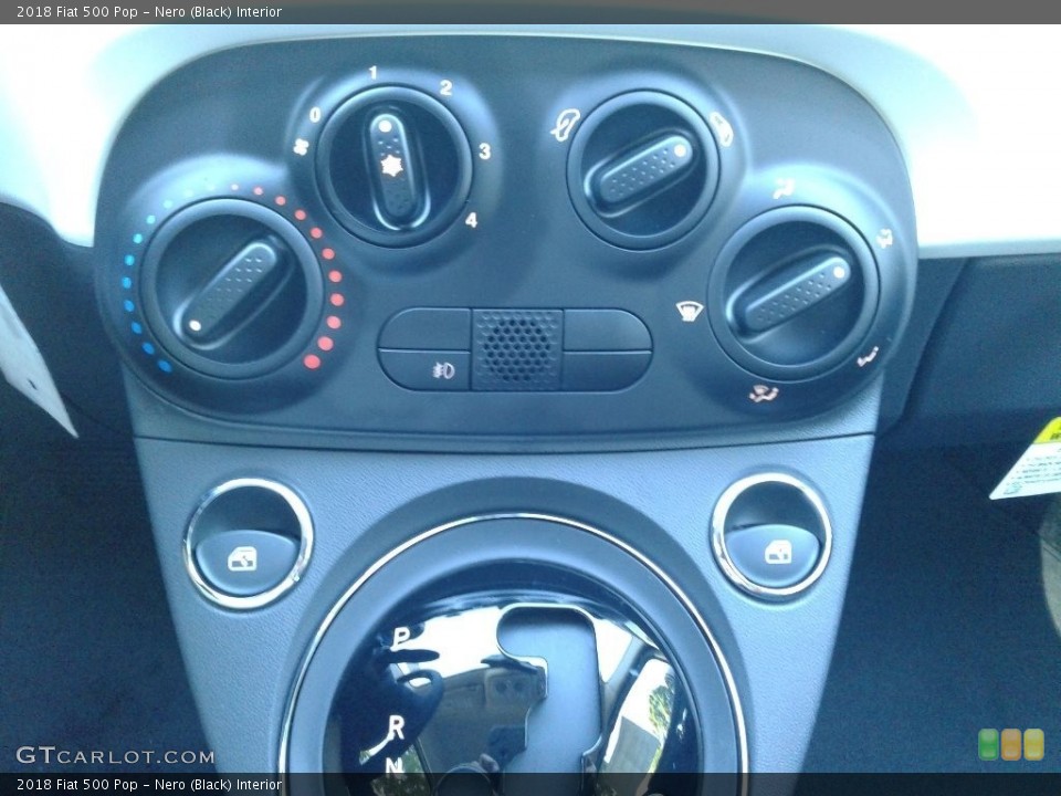 Nero (Black) Interior Controls for the 2018 Fiat 500 Pop #128163795