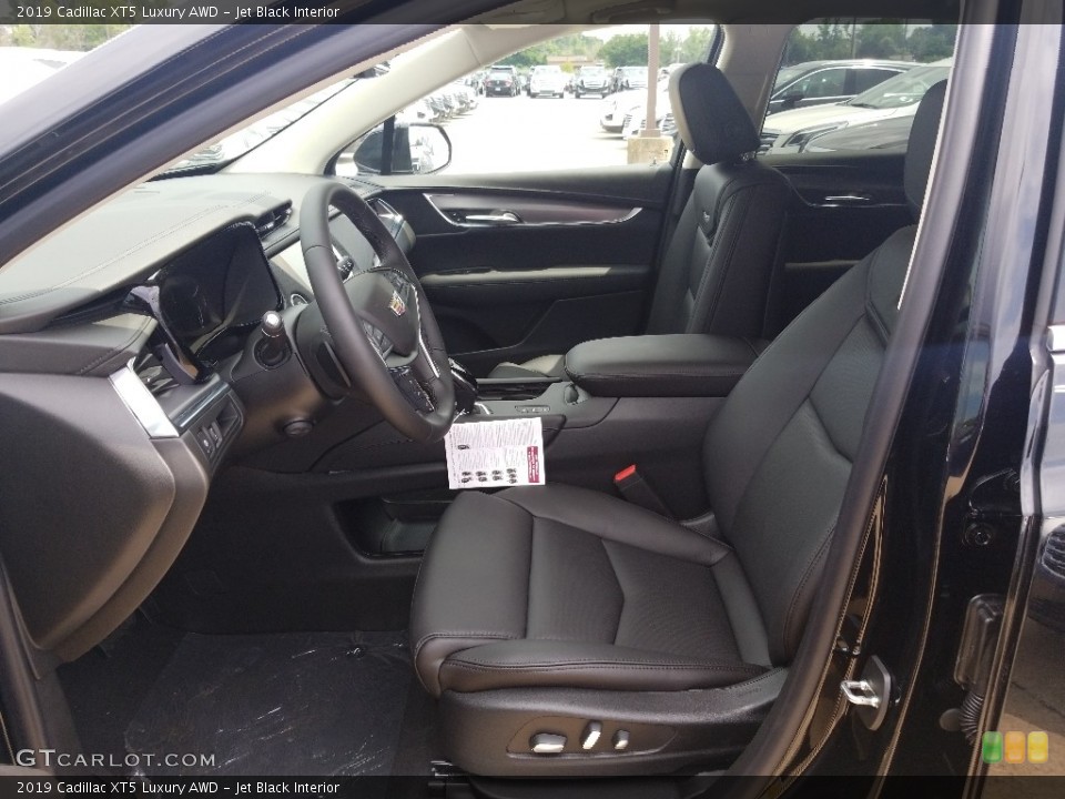 Jet Black Interior Photo for the 2019 Cadillac XT5 Luxury AWD #128179993