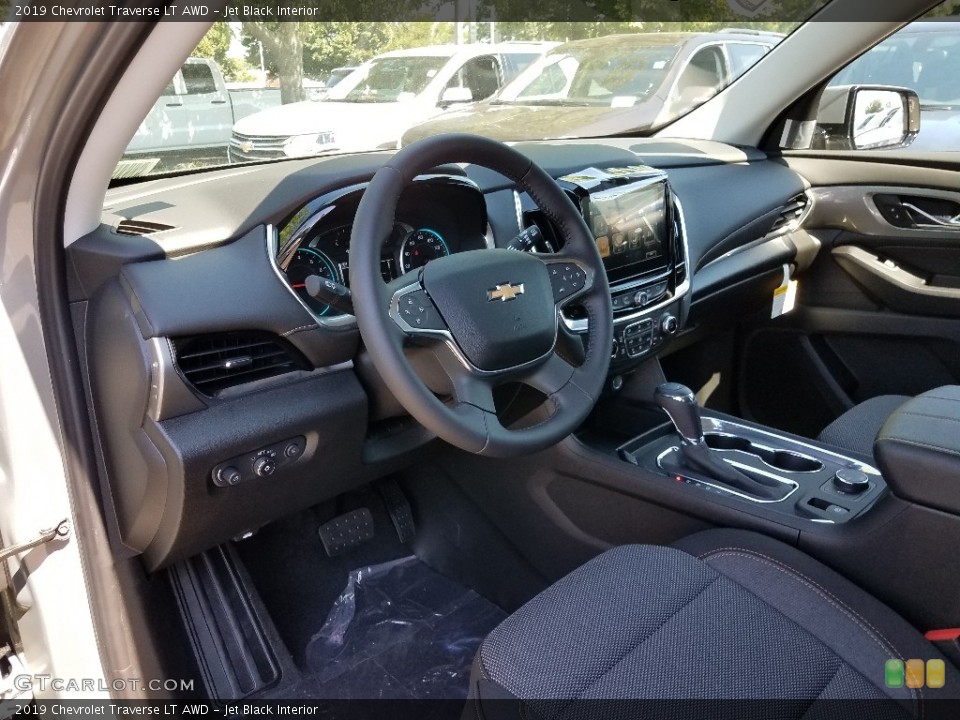 Jet Black Interior Photo for the 2019 Chevrolet Traverse LT AWD #128195797