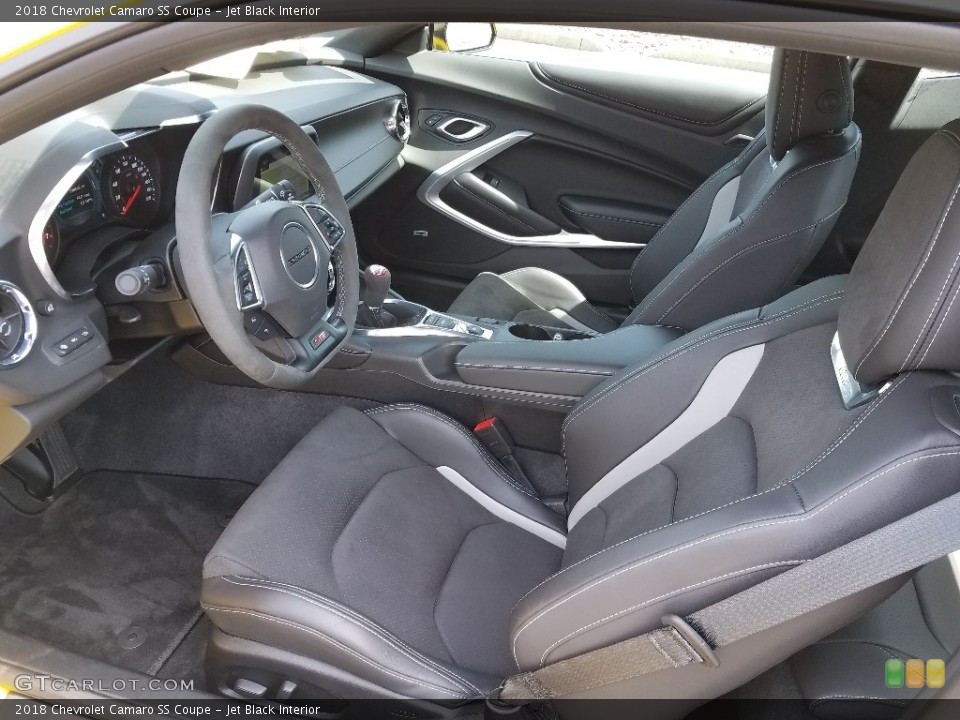 Jet Black Interior Photo for the 2018 Chevrolet Camaro SS Coupe #128267288