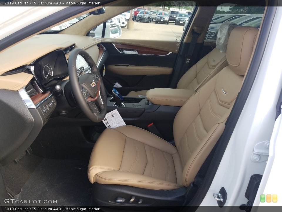 Maple Sugar Interior Photo for the 2019 Cadillac XT5 Platinum AWD #128309506