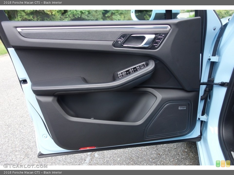 Black Interior Door Panel for the 2018 Porsche Macan GTS #128309593
