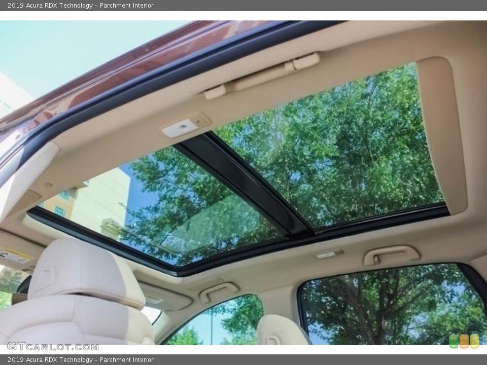 Parchment Interior Sunroof for the 2019 Acura RDX Technology #128323678