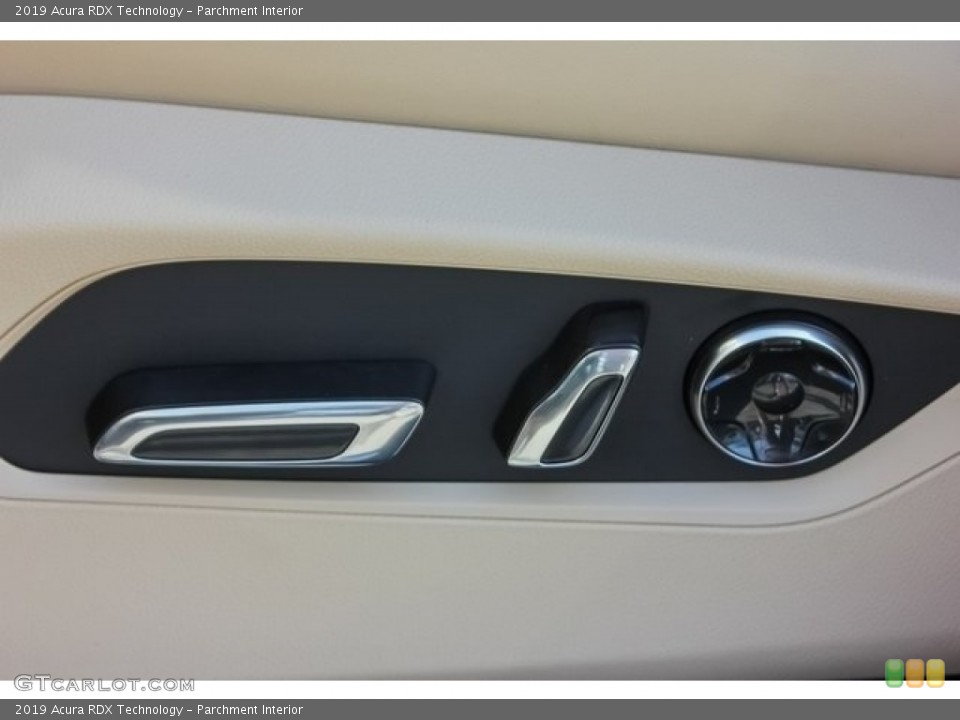 Parchment Interior Controls for the 2019 Acura RDX Technology #128323723
