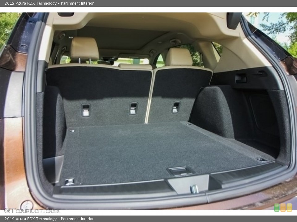 Parchment Interior Trunk for the 2019 Acura RDX Technology #128323786
