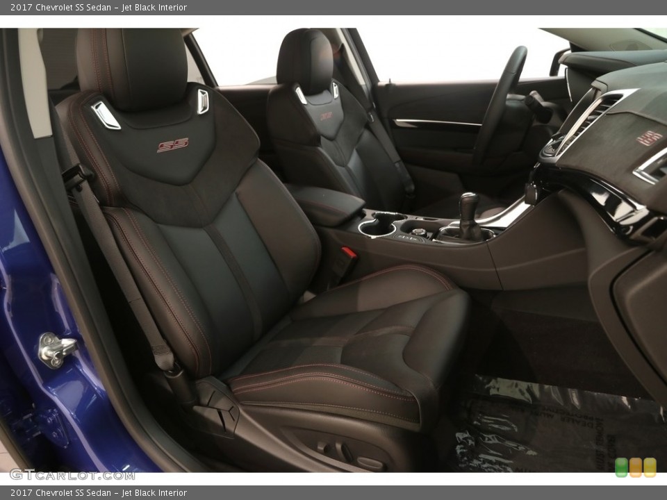 Jet Black Interior Photo for the 2017 Chevrolet SS Sedan #128377621