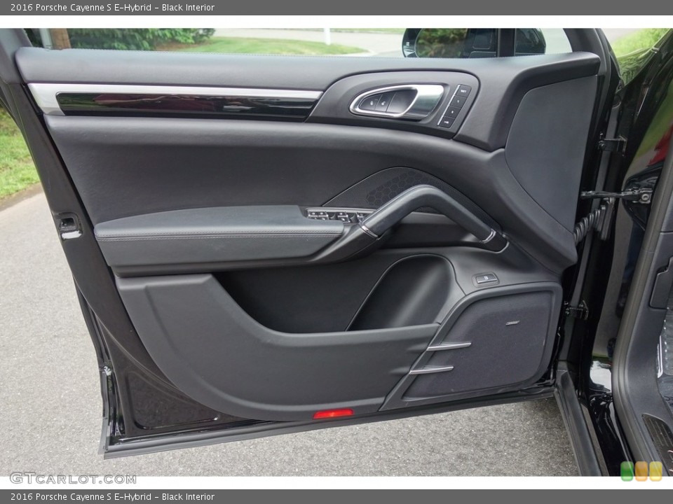Black Interior Door Panel for the 2016 Porsche Cayenne S E-Hybrid #128409745