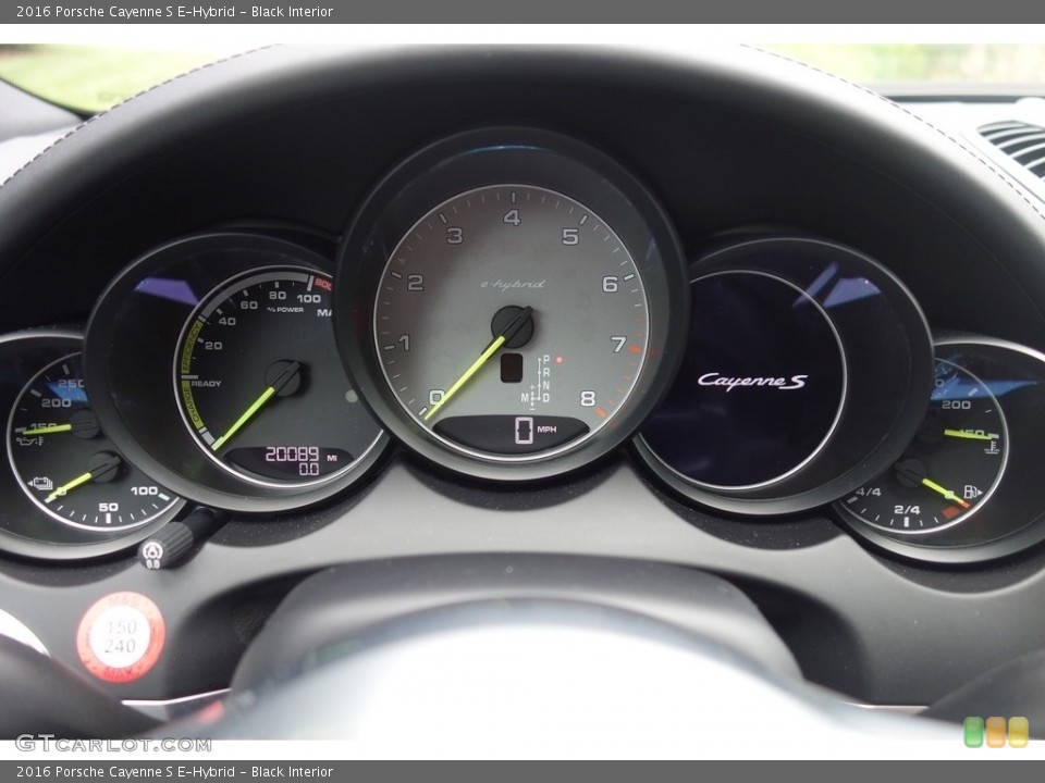 Black Interior Gauges for the 2016 Porsche Cayenne S E-Hybrid #128409775