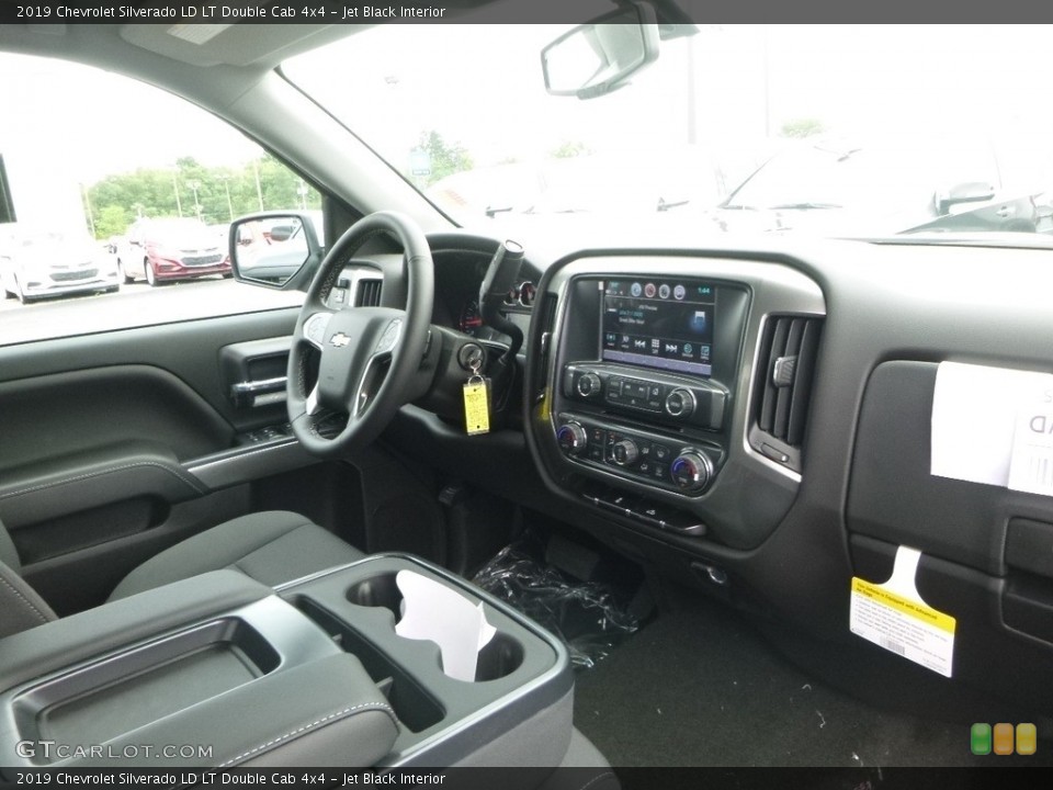 Jet Black Interior Dashboard for the 2019 Chevrolet Silverado LD LT Double Cab 4x4 #128429491